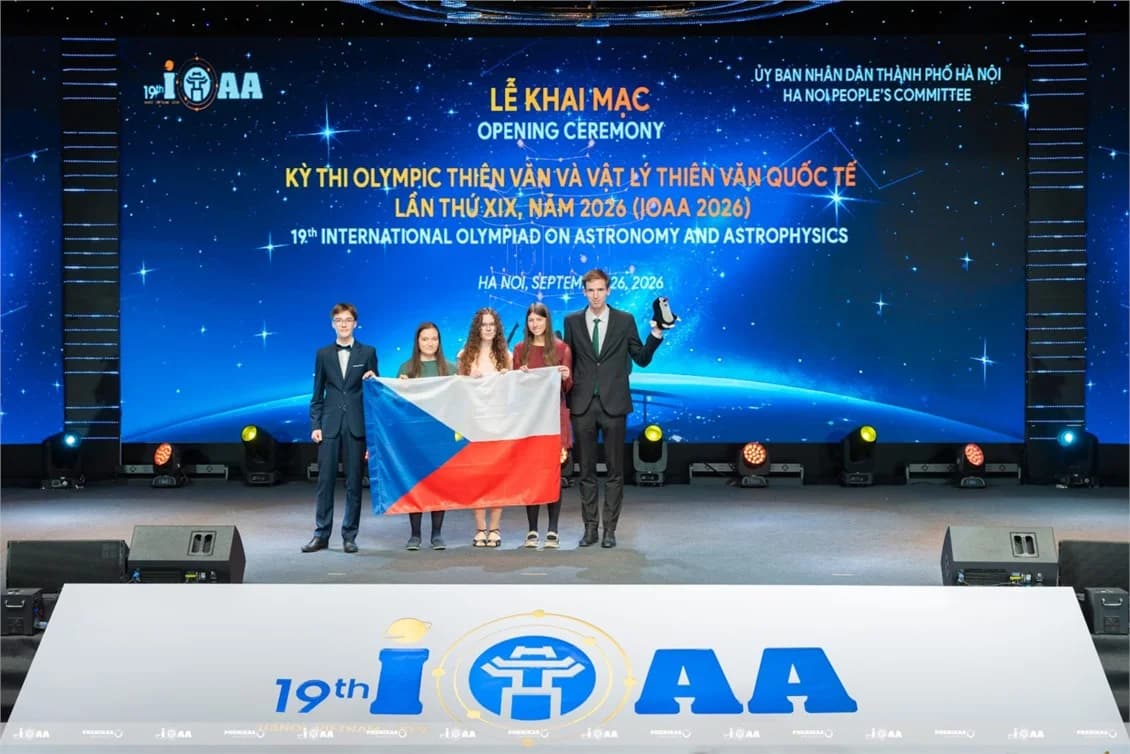 Opening Ceremony of the 19th International Olympiad on Astronomy and Astrophysics Held in Hanoi
