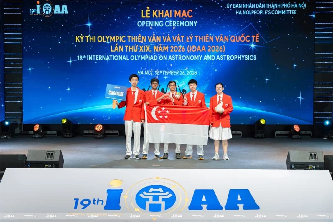 Opening Ceremony of the 19th International Olympiad on Astronomy and Astrophysics Held in Hanoi